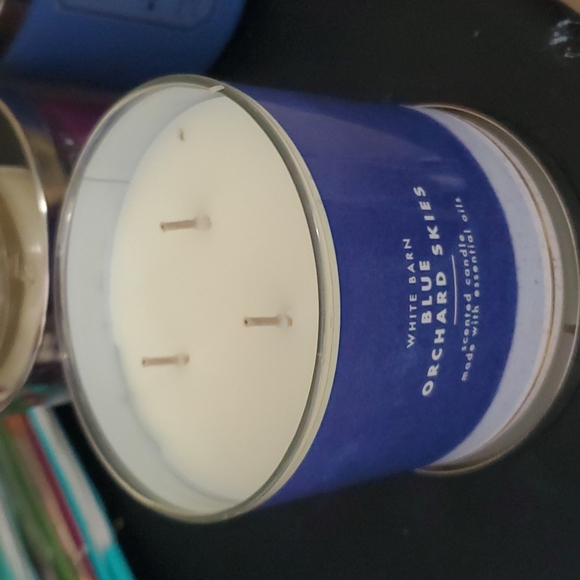 Scented Candle Bundle - Picture 9 of 11